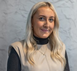 Elli-Mai Collins - Trainee Negotiator